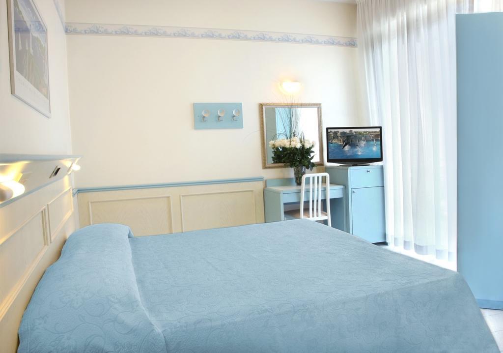 Hotel Arizona Ριτσόνε Εξωτερικό φωτογραφία