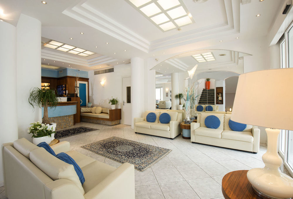 Hotel Arizona Ριτσόνε Εξωτερικό φωτογραφία