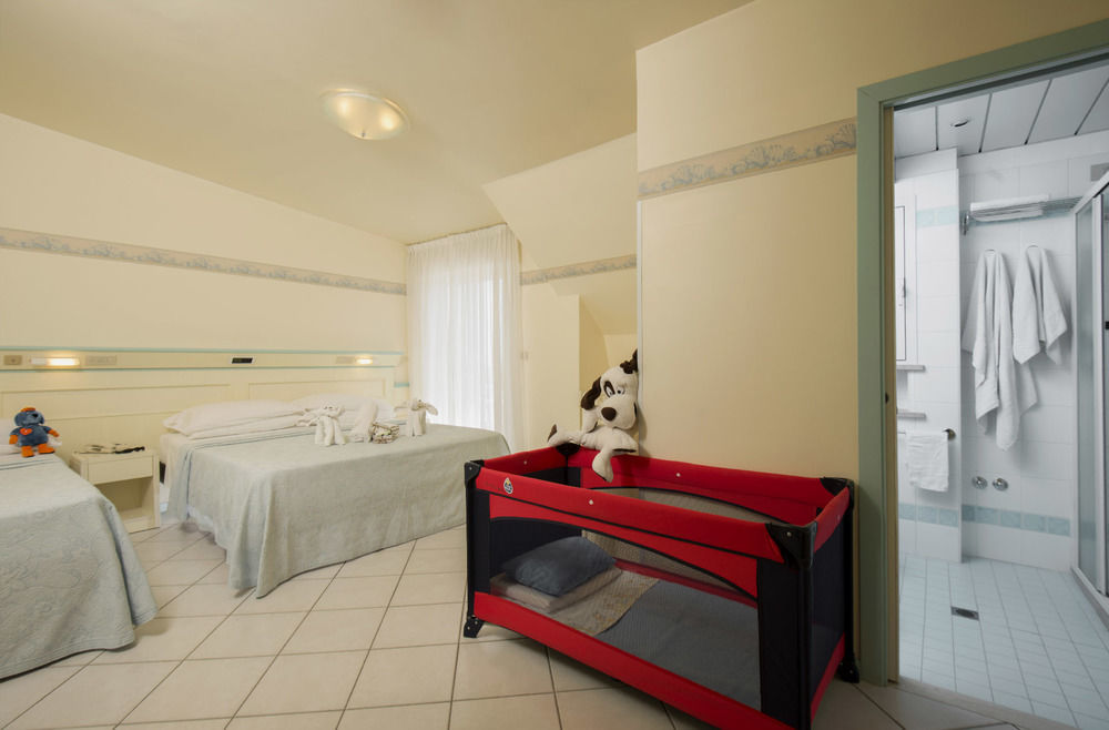 Hotel Arizona Ριτσόνε Εξωτερικό φωτογραφία